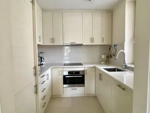 Rent, one bedroom apartment, 110m², Porto Montenegro, Tivat - image 13