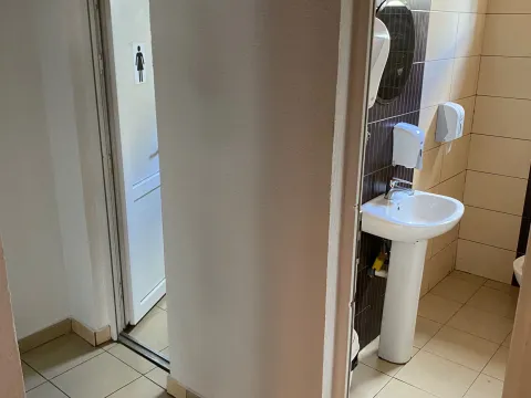 Izdavanje, poslovni prostor, 200m², Centar, Danilovgrad - image 6