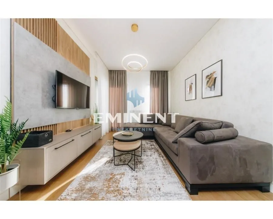 Izdavanje, dvosoban stan, 45m², Savski Venac, Beograd
