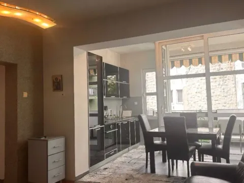 Izdavanje, dvosoban stan, 56m², Centar, Bar - image 3