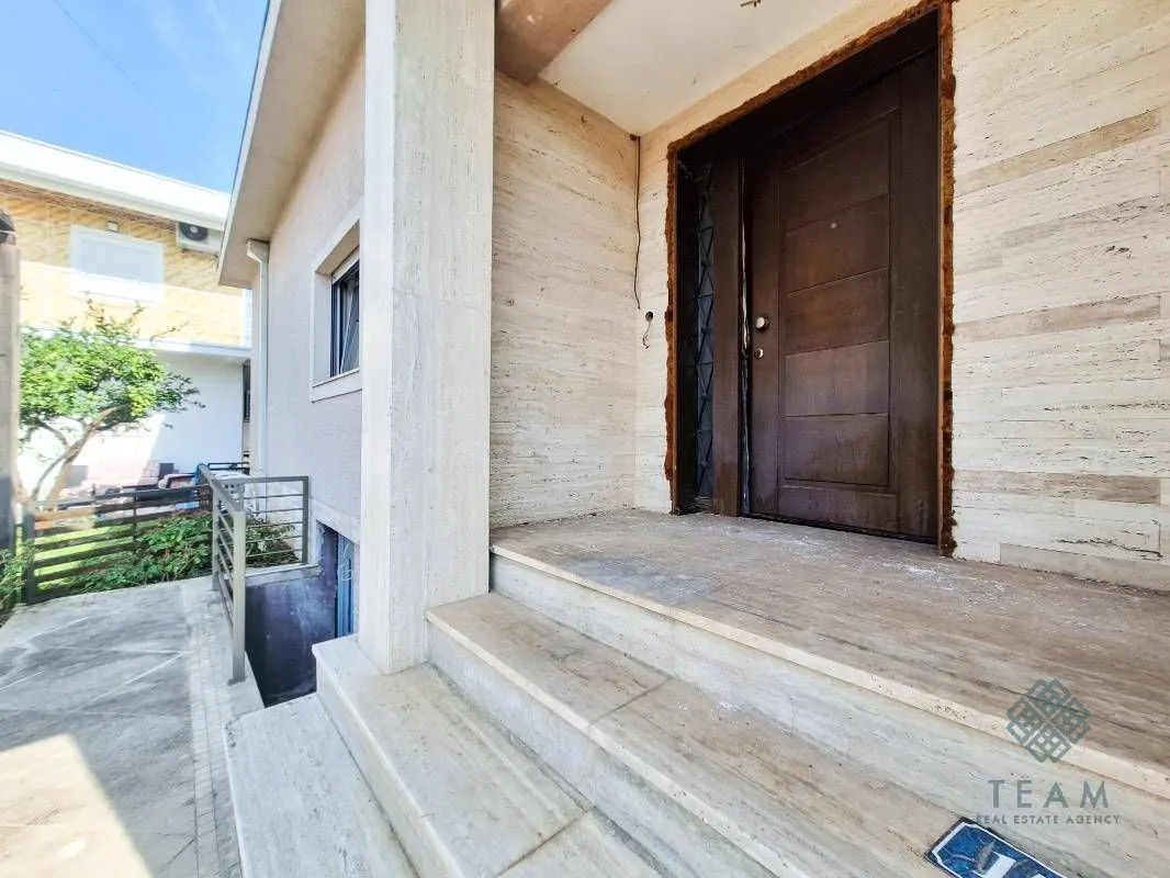 Prodaja, kuća, 228m², Dalmatinska ulica, Podgorica