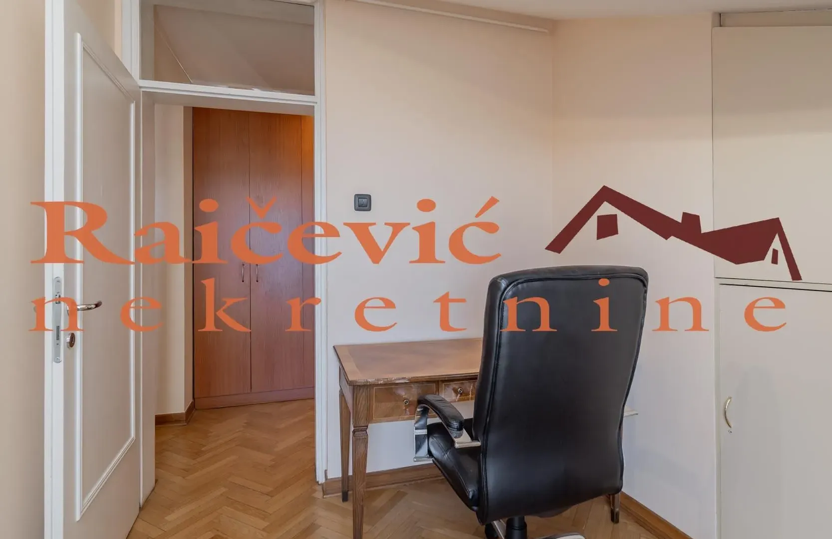 Rent, three bedroom apartment, 83m², Stari Grad, Beograd