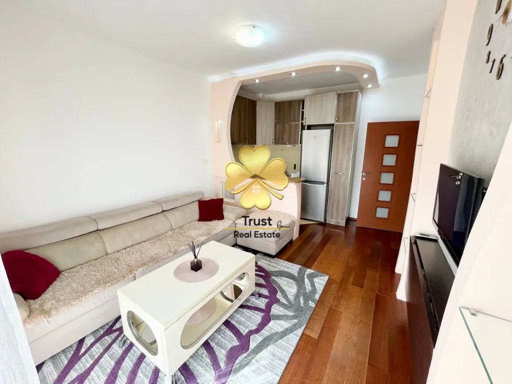 Izdavanje, dvosoban stan, 60m², Zabjelo, Podgorica