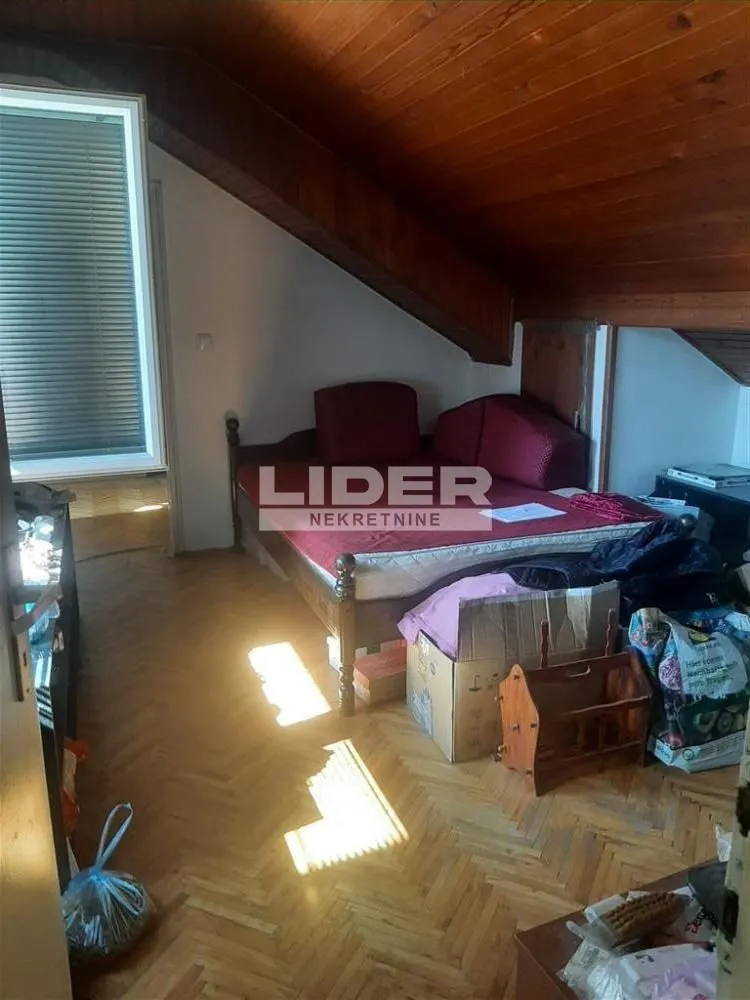 Prodaja, četvorosoban stan, 109m², Galenika, Beograd