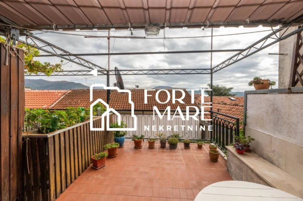 Prodaja, kuća, 135m², Herceg Novi, Crna Gora