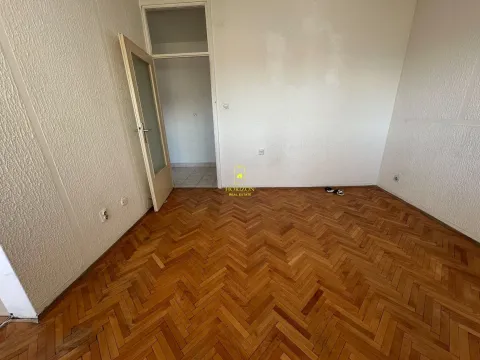 Prodaja, jednosoban stan, 47m², Gintaš, Podgorica - image 4