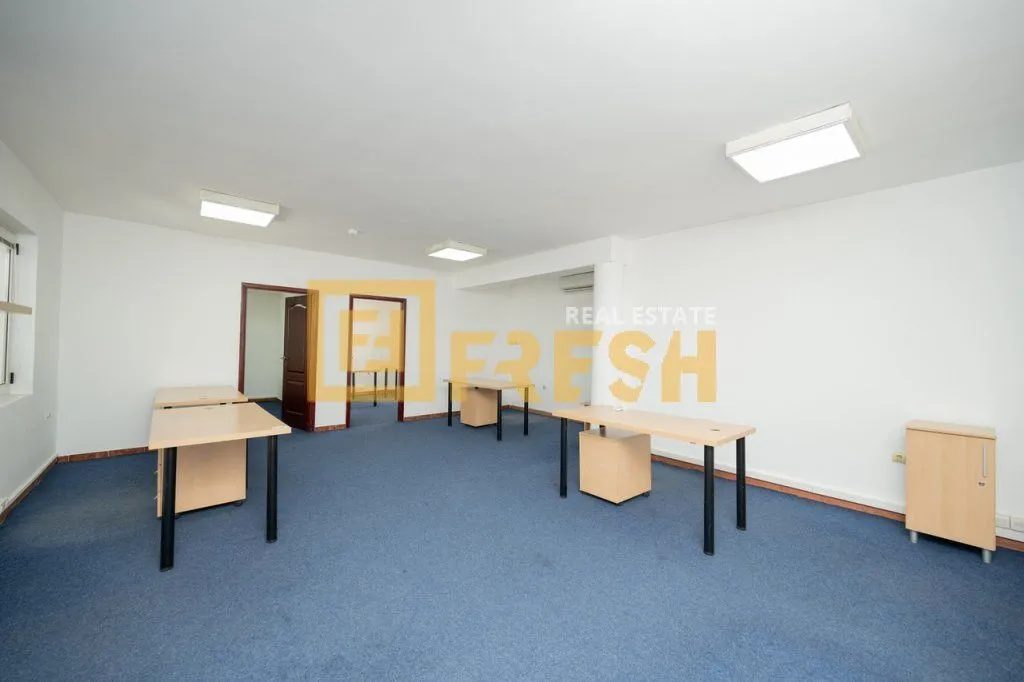 Rent, office space, 1000m², Centar, Podgorica