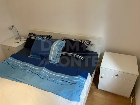 Rent, two bedroom apartment, 70m², Tivat, Crna Gora - image 7
