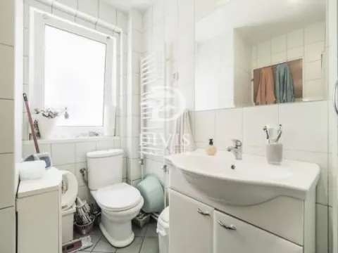 Izdavanje, četvorosoban stan, 81m², Topličin venac, Beograd - image 7