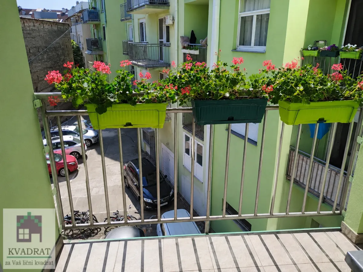 Prodaja, četvorosoban stan, 115m², Grbavica, Novi Sad Sve Podlokacije