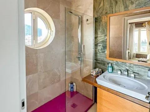 Sale, four bedroom apartment, 177m², Centar, Budva - image 4