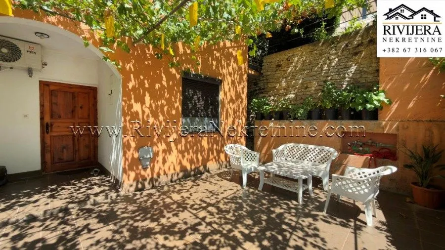 Prodaja, kuća, 150m², Centar, Herceg Novi