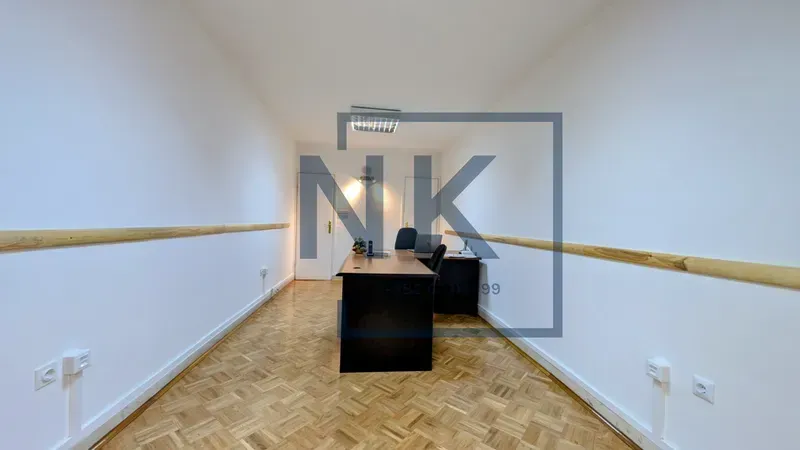 Izdavanje, poslovni prostor, 20m², Blok 5, Podgorica