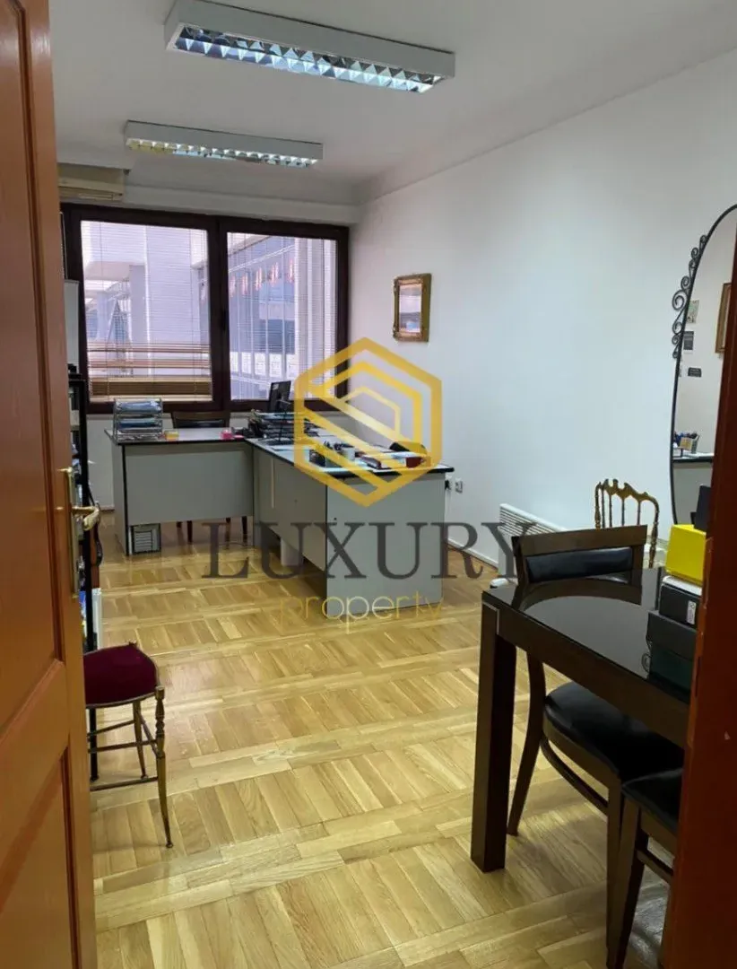 Rent, office space, 93m², Preko Morače, Podgorica