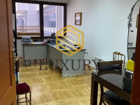 Izdavanje, poslovni prostor, 93m², Preko Morače, Podgorica - image 9