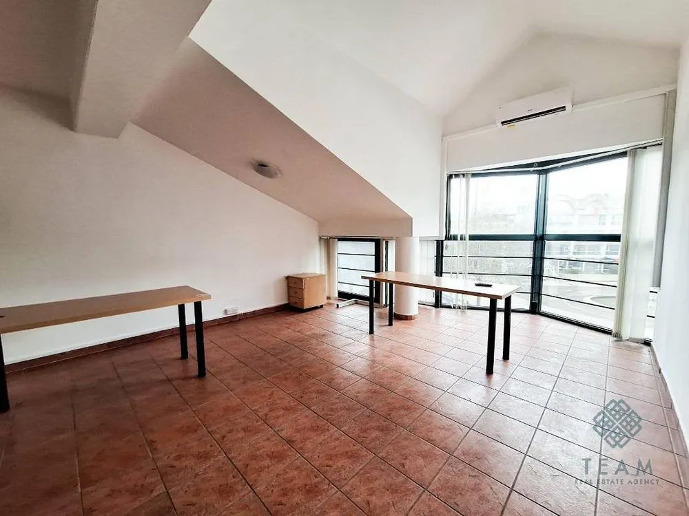 Rent, office space, 1000m², Centar, Podgorica