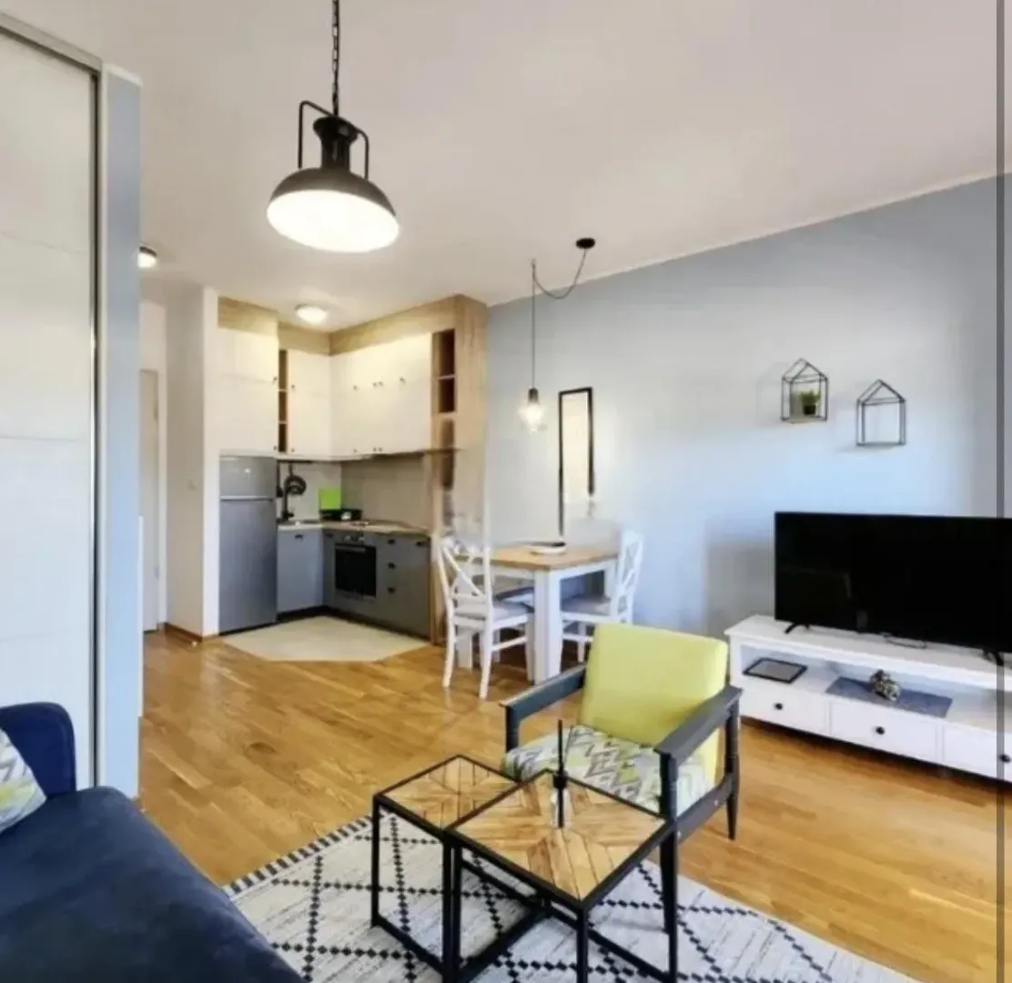 Izdavanje, garsonjera, 34m², City Kvart, Podgorica