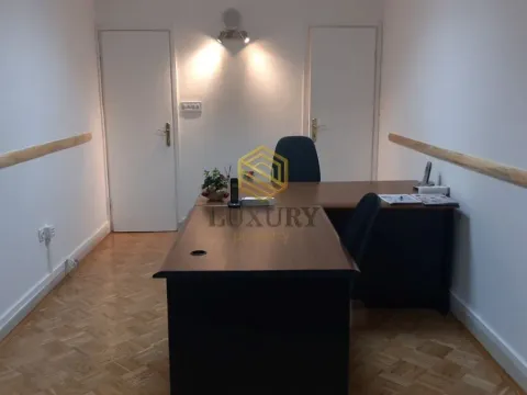 Izdavanje, poslovni prostor, 20m², Zagorič, Podgorica - image 4