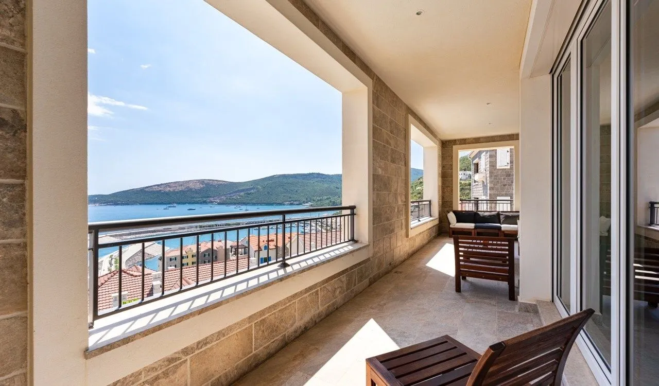 Prodaja, dvosoban stan, 118m², Luštica Bay, Tivat