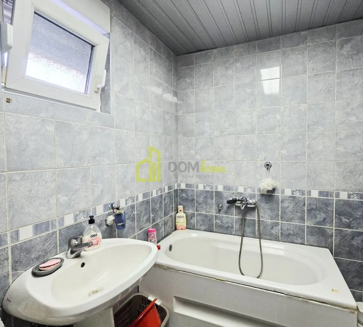 Prodaja, dvosoban stan, 75m², Stari Aerodrom, Podgorica
