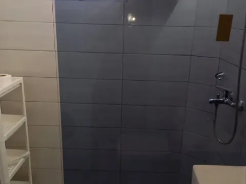 Izdavanje, garsonjera, 26m², Donja Gorica, Podgorica - image 2