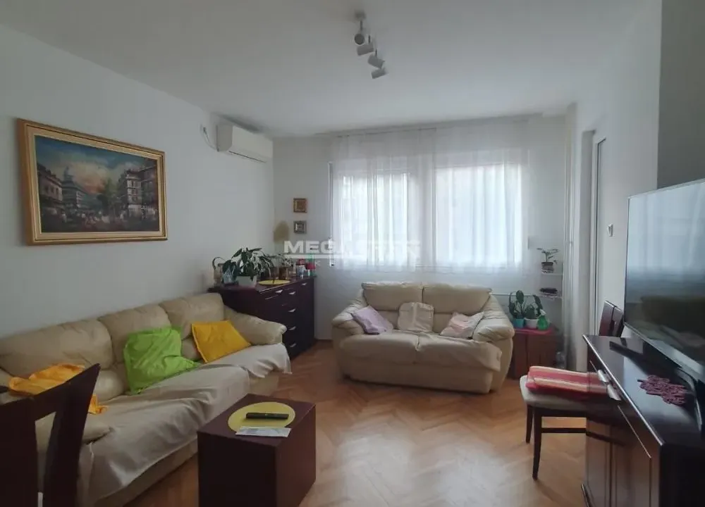 Sale, three bedroom apartment, 76m², Vračar Sve Podlokacije, Beograd