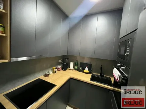 Izdavanje, dvosoban stan, 47m², Novo naselje, Novi Sad - image 7