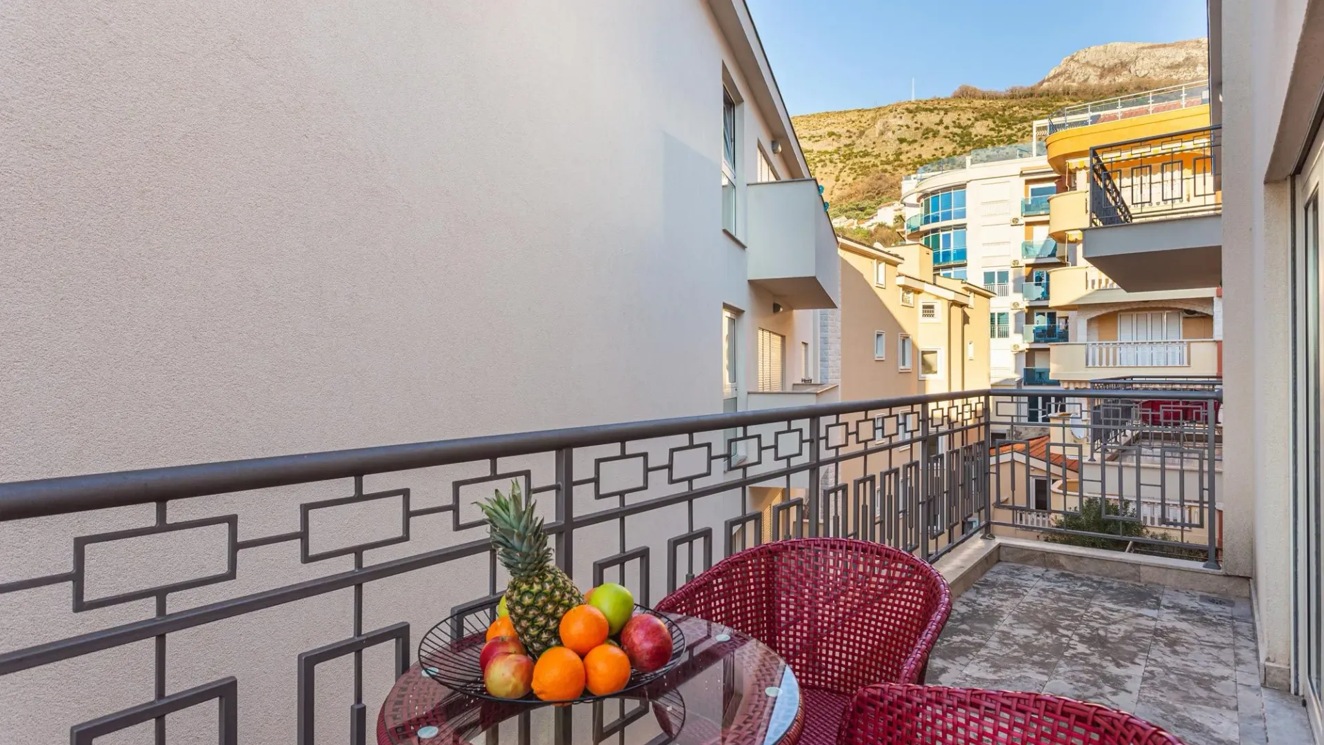Sale, one bedroom apartment, 68m², Pržno, Budva