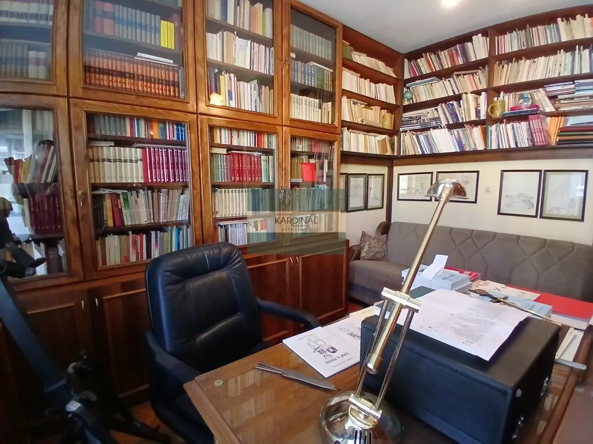 Prodaja, trosoban stan, 79m², Centar, Jagodina