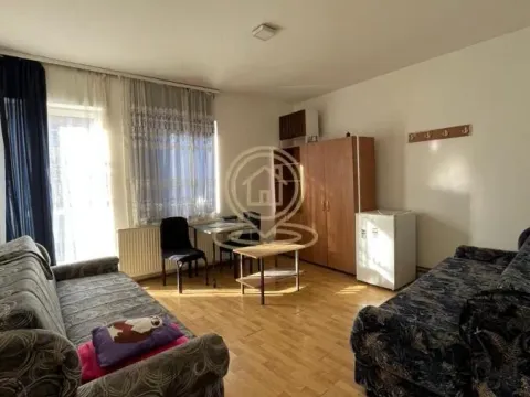 Izdavanje, stan, 110m², Vašarište, Kragujevac - image 2