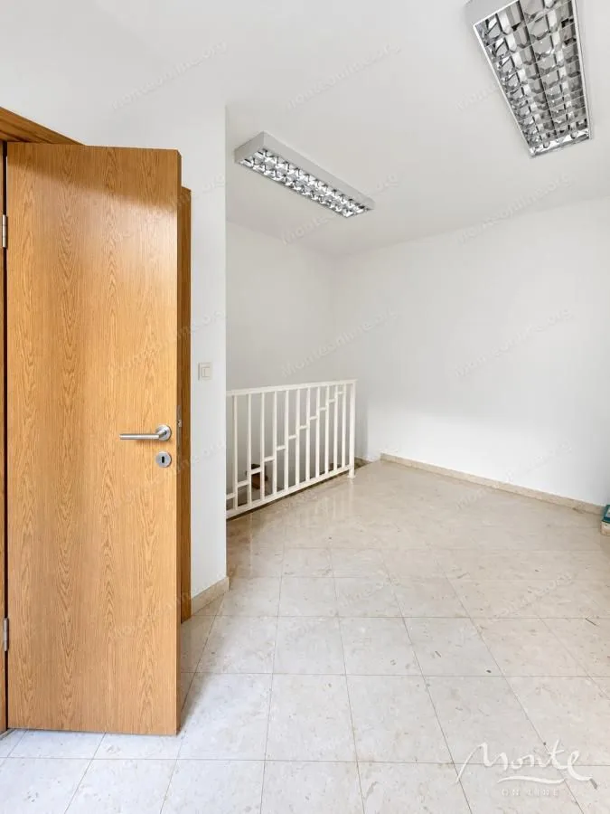 Sale, office space, 64m², Lepa Kata, Podgorica