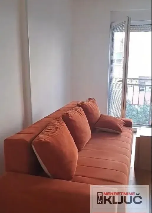 Izdavanje, jednosoban stan, 29m², Nova Detelinara, Novi Sad Sve Podlokacije