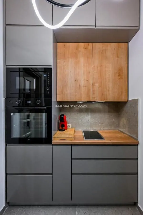 Prodaja, trosoban stan, 90m², Grad, Kotor