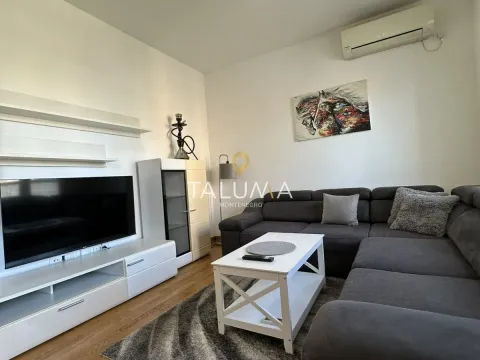 Prodaja, jednosoban stan, 47m², City Kvart, Podgorica - image 1