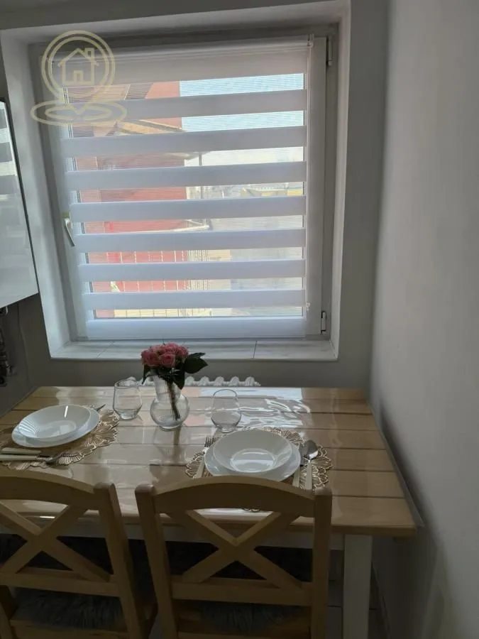 Izdavanje, dvosoban stan, 42m², Salajka, Novi Sad Sve Podlokacije
