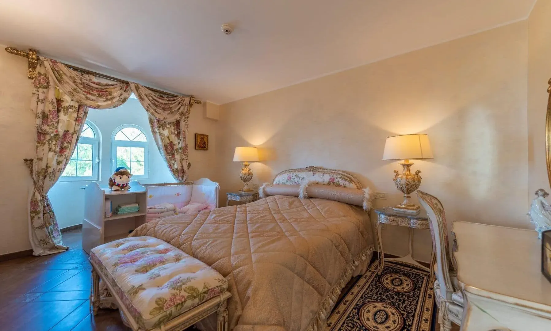 Sale, house, 485m², Sveti Stefan, Budva