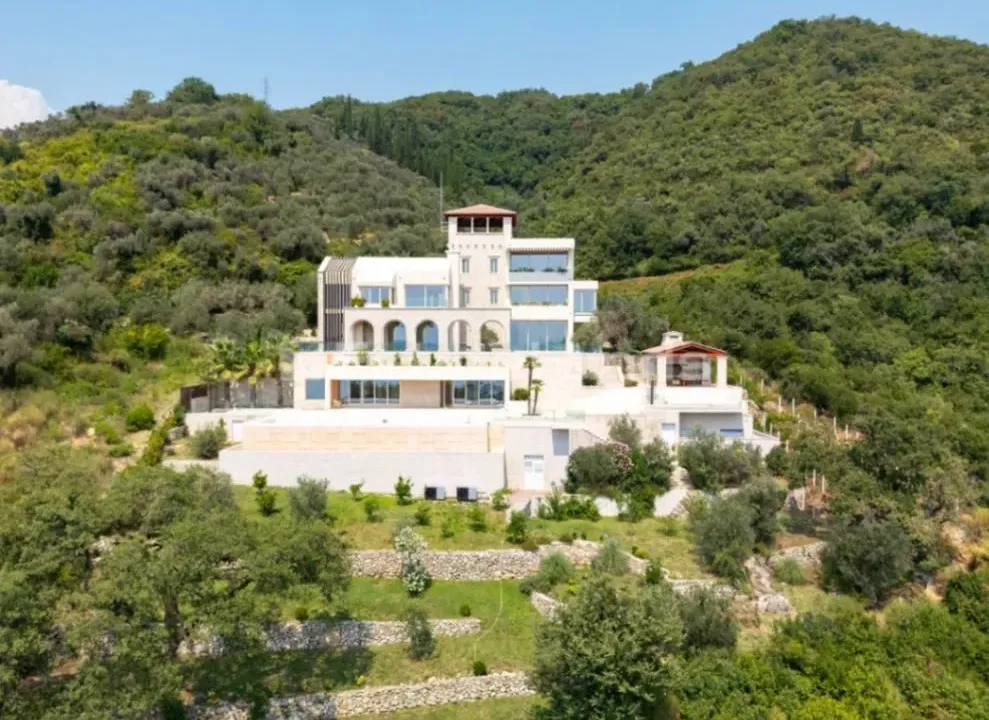 Prodaja, kuća, 1482m², Donja Lastva, Tivat