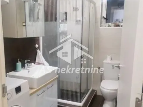 Izdavanje, dvosoban stan, 41m², Zemun Cara Dušana, Zemun Sve Podlokacije - image 16