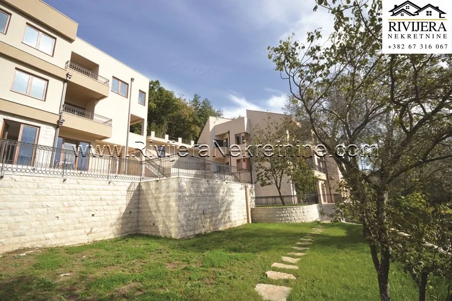 Sale, two bedroom apartment, 69m², Topla, Herceg Novi