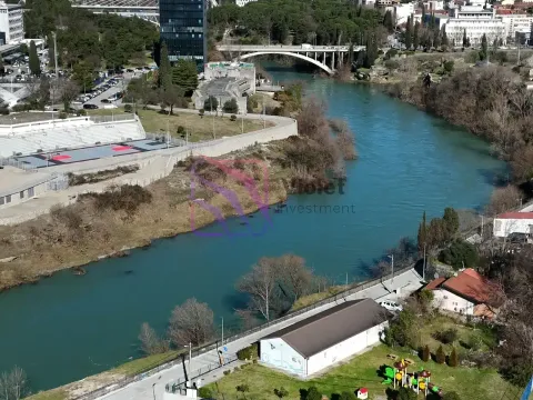 Zemljište in Stara Varoš