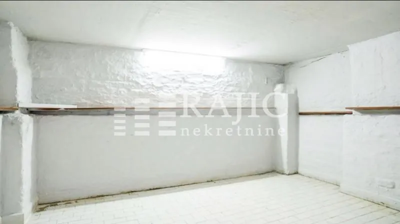 Rent, office space, 115m², Savski Venac, Beograd
