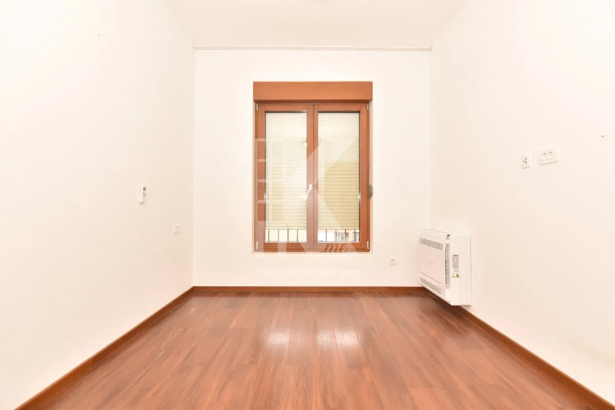 Rent, two bedroom apartment, 72m², Master Kvart, Podgorica