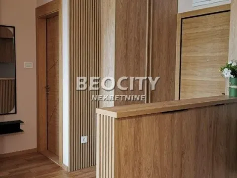 Izdavanje, dvosoban stan, 44m², Centar, Novi Sad - image 7