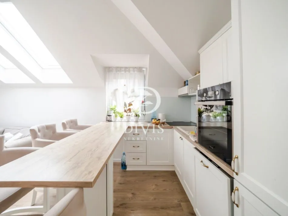 Prodaja, dvosoban stan, 59m², Zemun Kalvarija, Zemun Sve Podlokacije