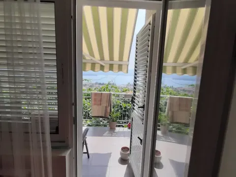 Prodaja, kuća, 210m², Tivat, Crna Gora - image 2