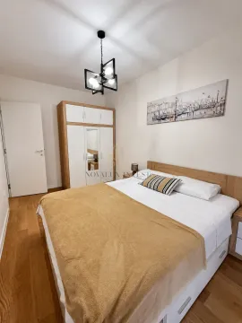 Prodaja, jednosoban stan, 40m², Central Point, Podgorica - image 4