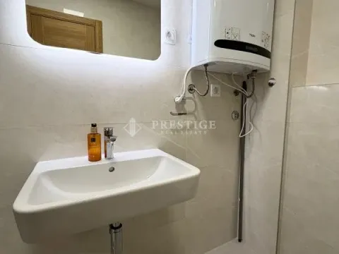 Izdavanje, jednosoban stan, 45m², New City, Podgorica - image 12