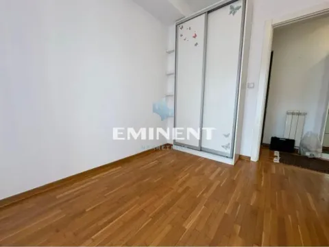 Prodaja, trosoban stan, 57m², Južni Bulevar, Vračar Sve Podlokacije - image 10