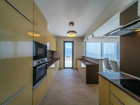 Prodaja, trosoban stan, 234m², Bečići, Budva - image 37