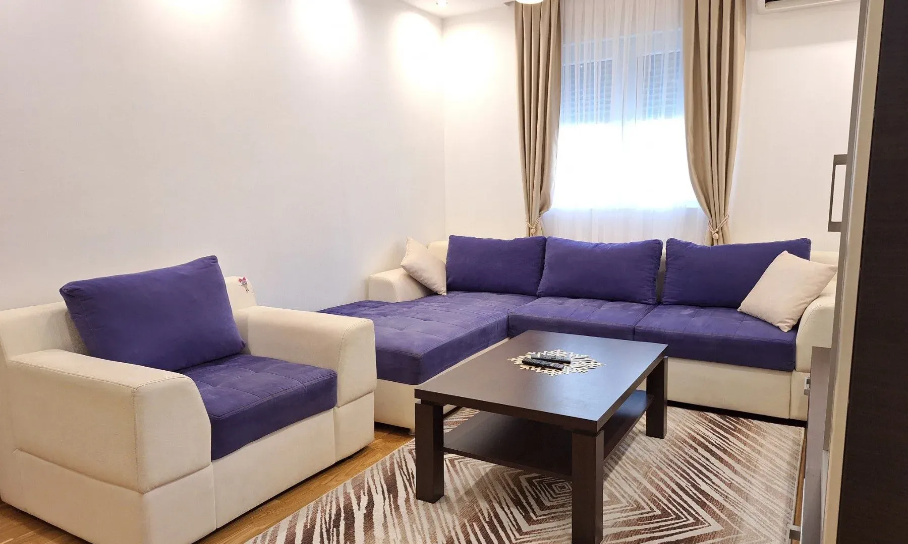 Rent, one bedroom apartment, 43m², City Kej, Podgorica